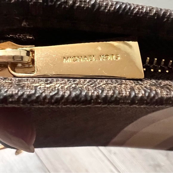 NEW Michael Kors Chocolate and Beige Belt Bag Crossbody Monogram Gold Accents - Picture 7 of 8